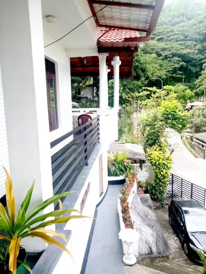 Chandi Mahal Homestay Kandy Extérieur photo