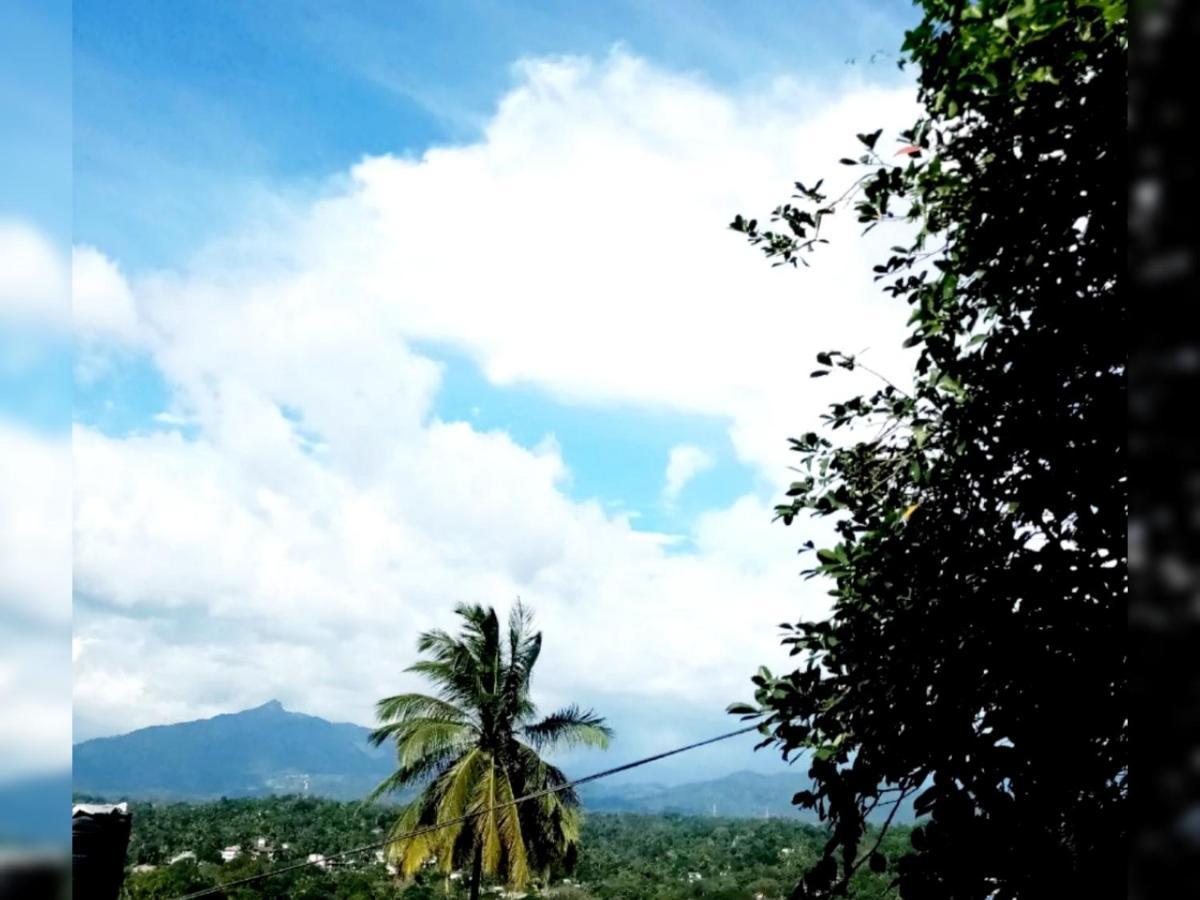 Chandi Mahal Homestay Kandy Extérieur photo